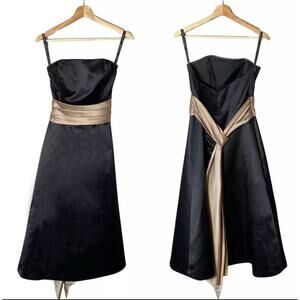 Neiman Marcus 8 Bill Levkoff Strapless Satin Gown w Sash Fit & Flare Dress Black